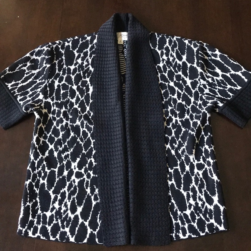 St. John Casual Sweater